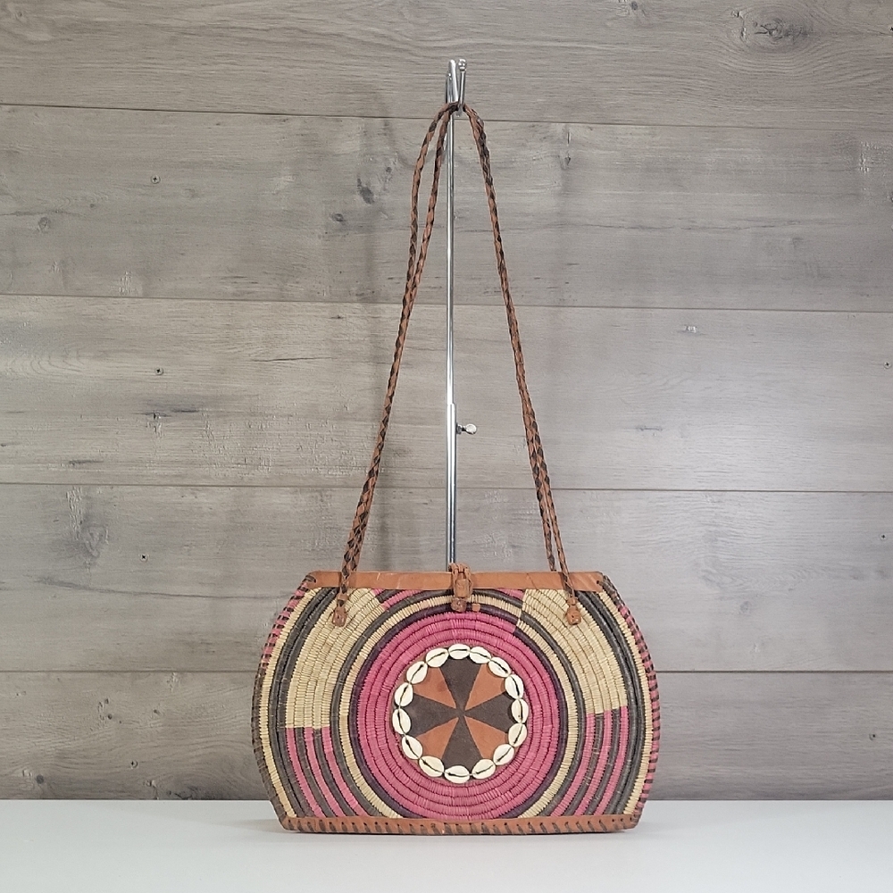 Handmade Bohemian Straw Leather Round Center Shoulder Bag